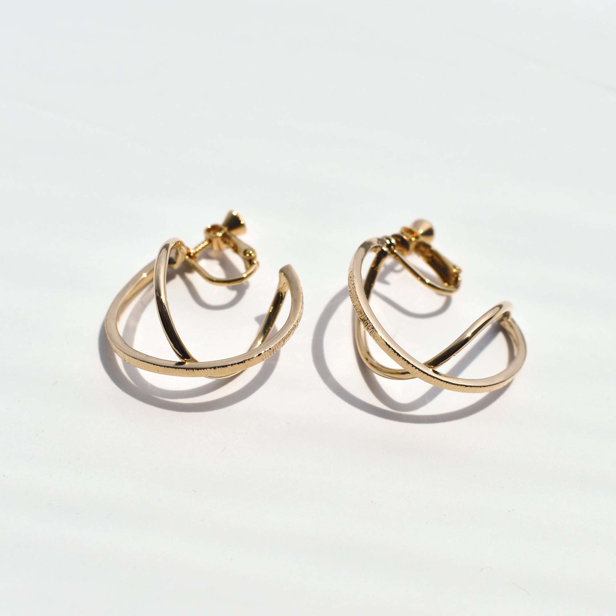 Liberté hoop Clip Earrings
