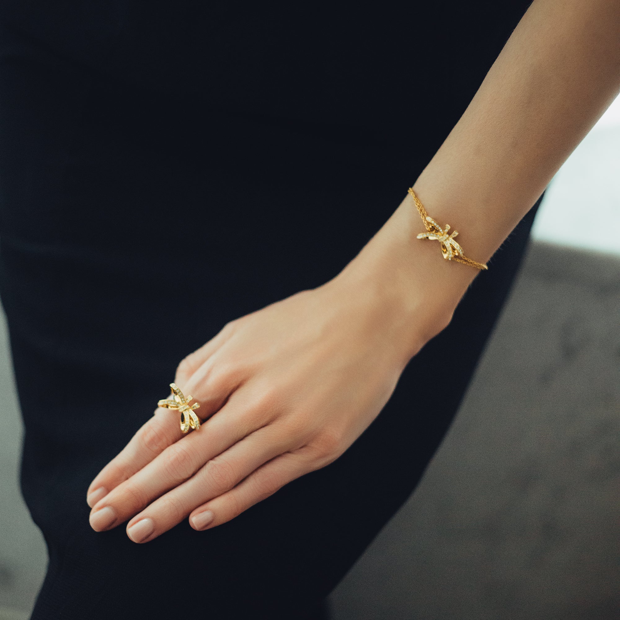 ダズリングボウ ブレスレット