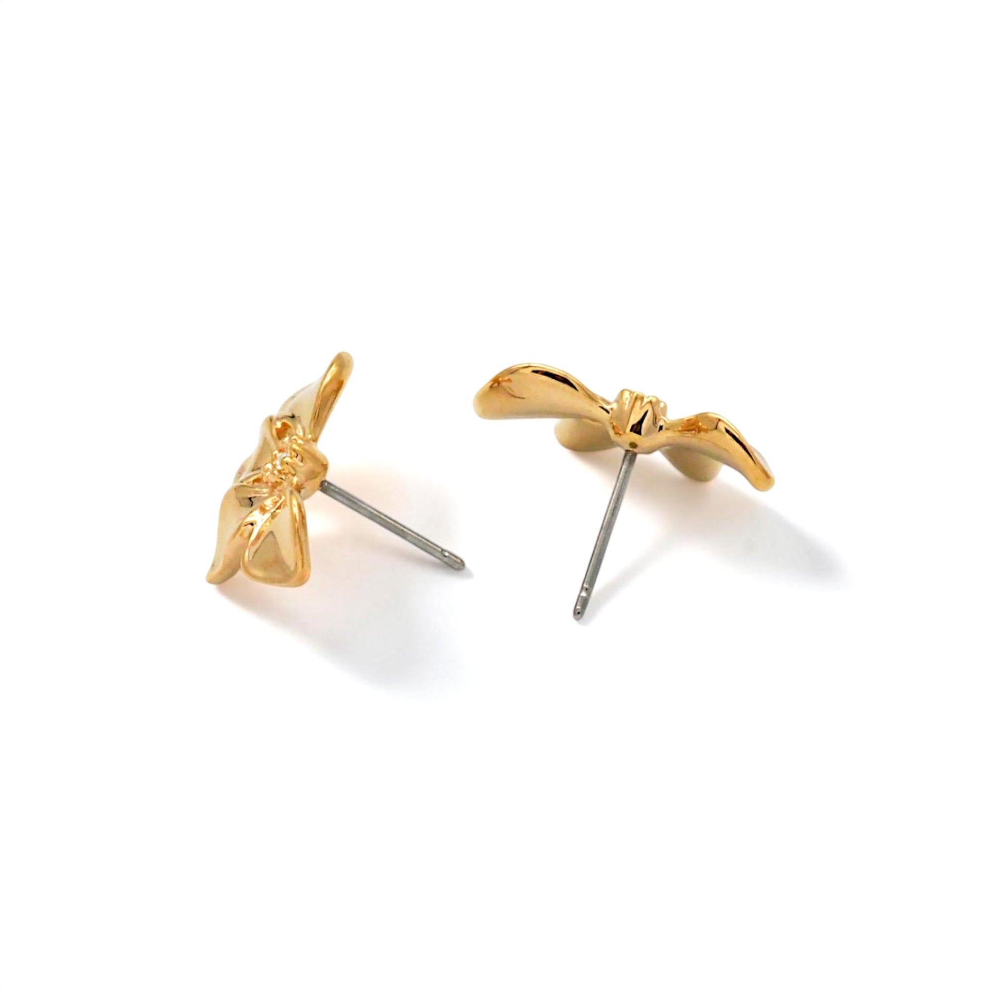 Flores Pierced Earrings