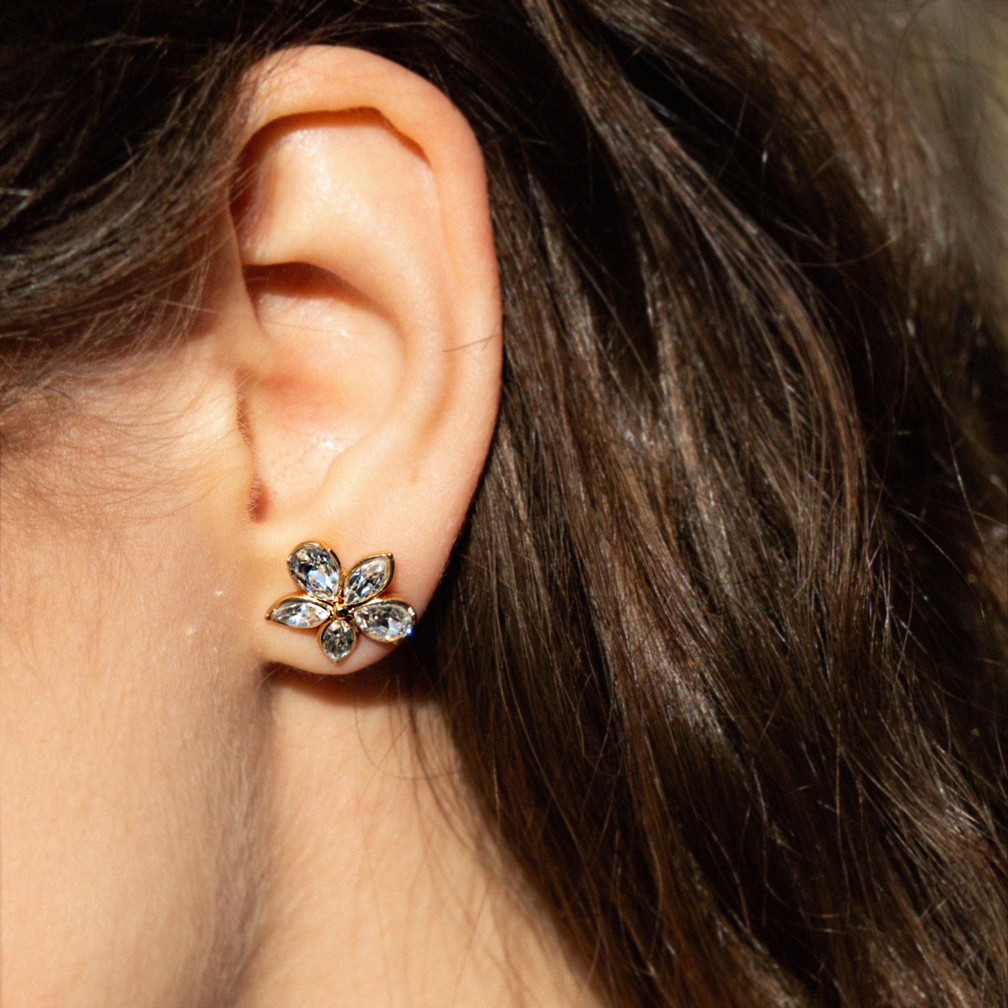 ラストラスフローラ ピアス